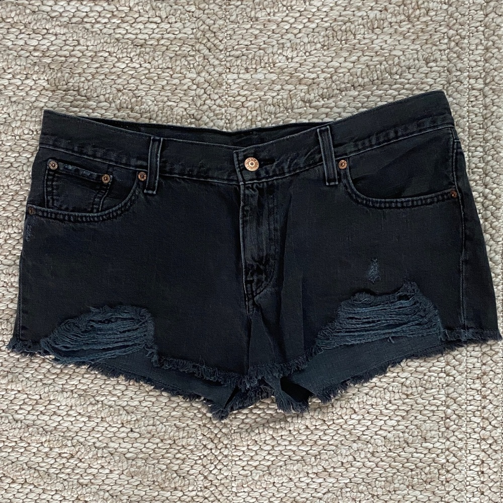 Levi's | Black Ripped Jean Shorts